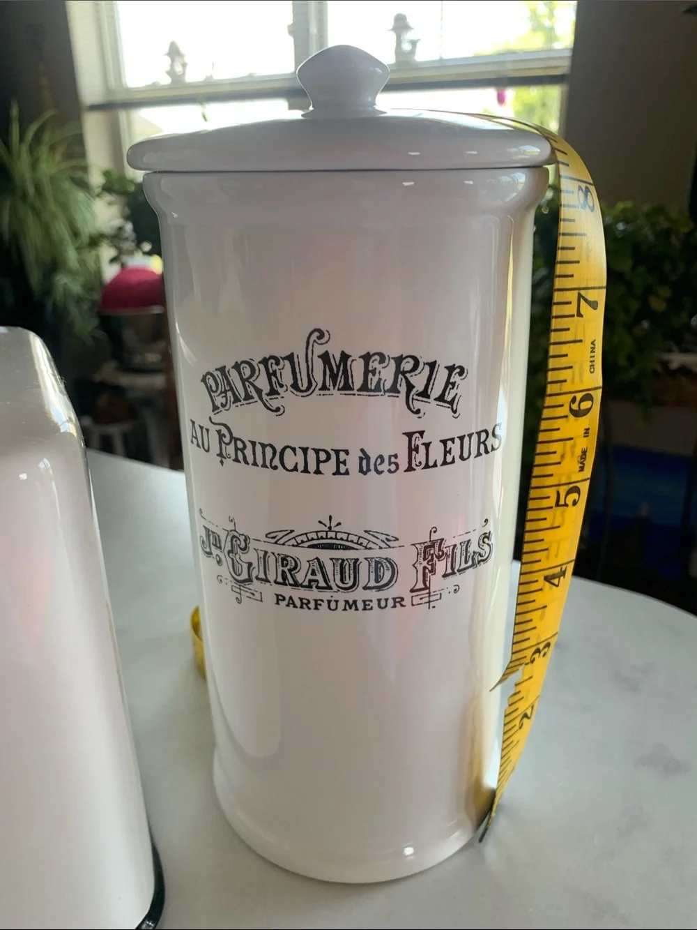 White Ceramic Tissue Dispenser & Ceramic Parisian Apothecary Jar Set Like New